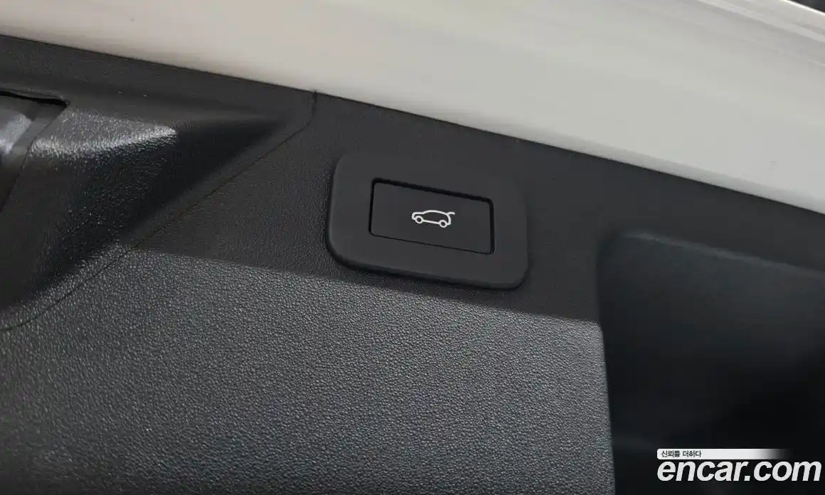 Land Rover Discovery Sport 2025 2.0 Автомат в Москве № 198076, фото 20