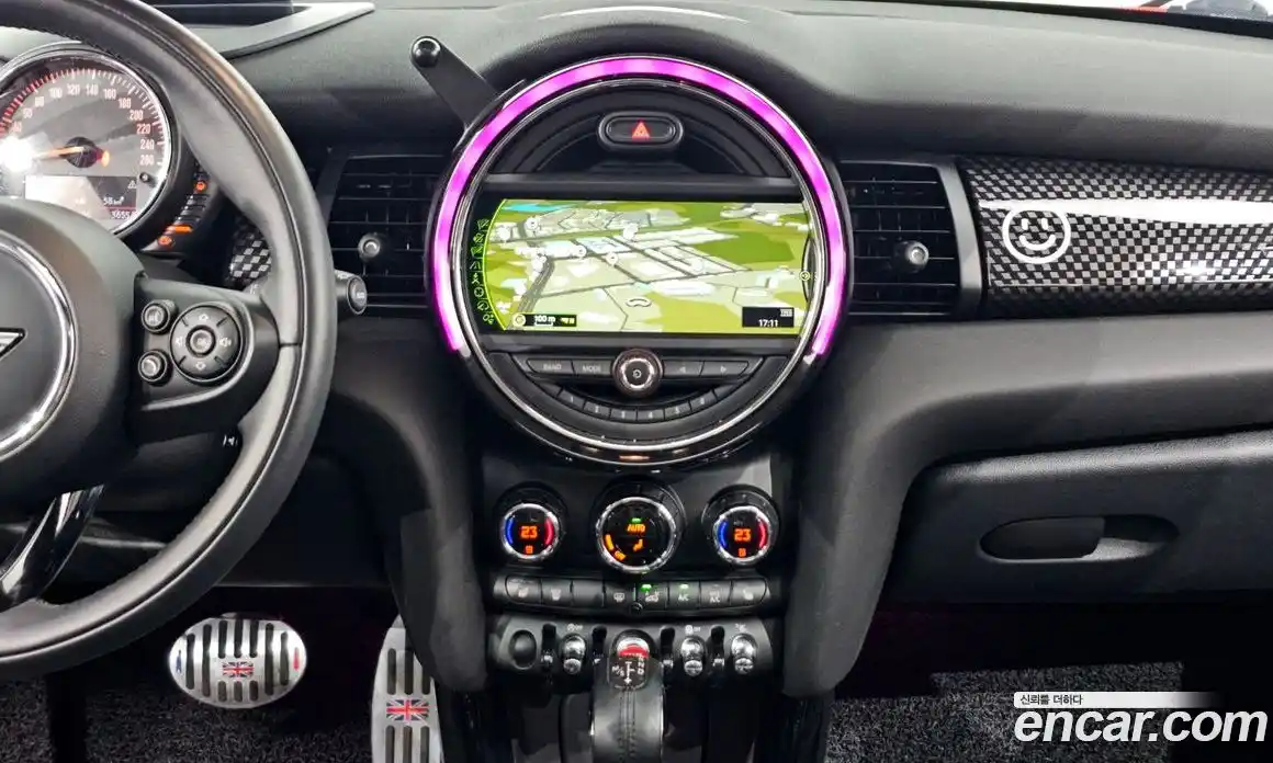 Mini Cooper 2016 2.0 Автомат в Москве № 198348, фото 14