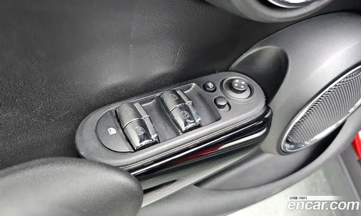 Mini Cooper 2016 2.0 Автомат в Москве № 198348, фото 18