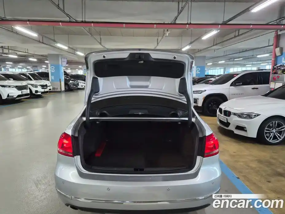 Volkswagen Passat 2015 2.0 Автомат в Москве № 199337, фото 5