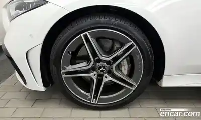 Mercedes-Benz CLS-Class 2023 2.0 Автомат в Москве № 200039, миниатюра 4