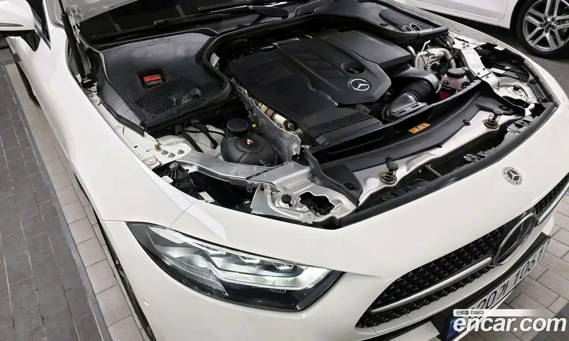 Mercedes-Benz CLS-Class 2023 2.0 Автомат в Москве № 200039, фото 5