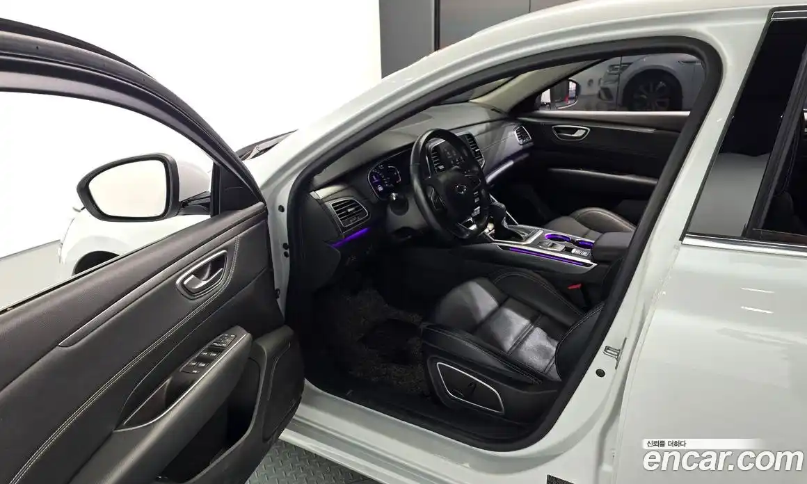 Renault SM6 2023 1.3 Автомат в Москве № 205143, фото 12