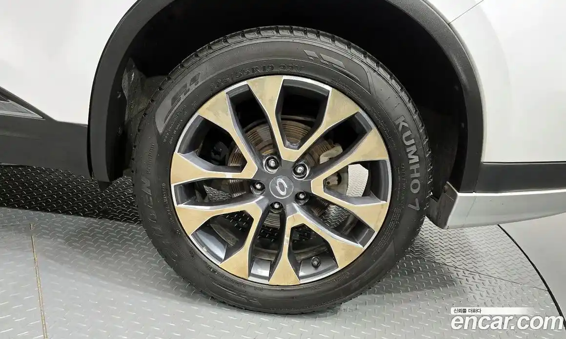 Renault QM6 2017 2.0 Автомат в Москве № 206714, фото 12