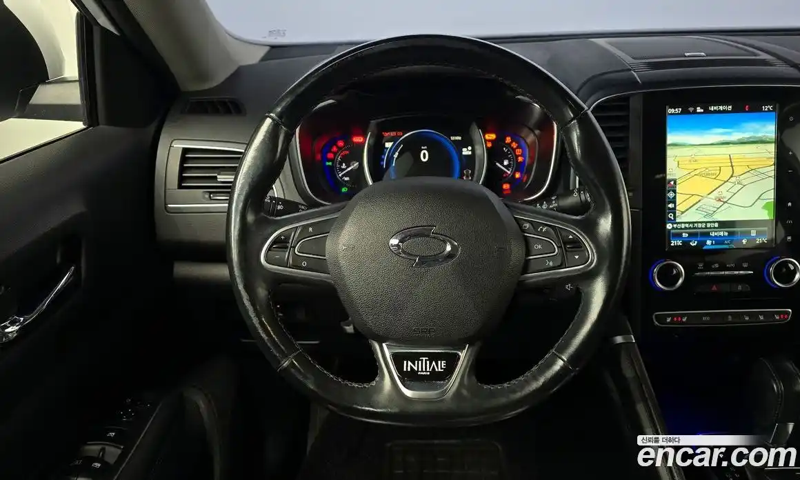 Renault QM6 2017 2.0 Автомат в Москве № 206714, фото 16