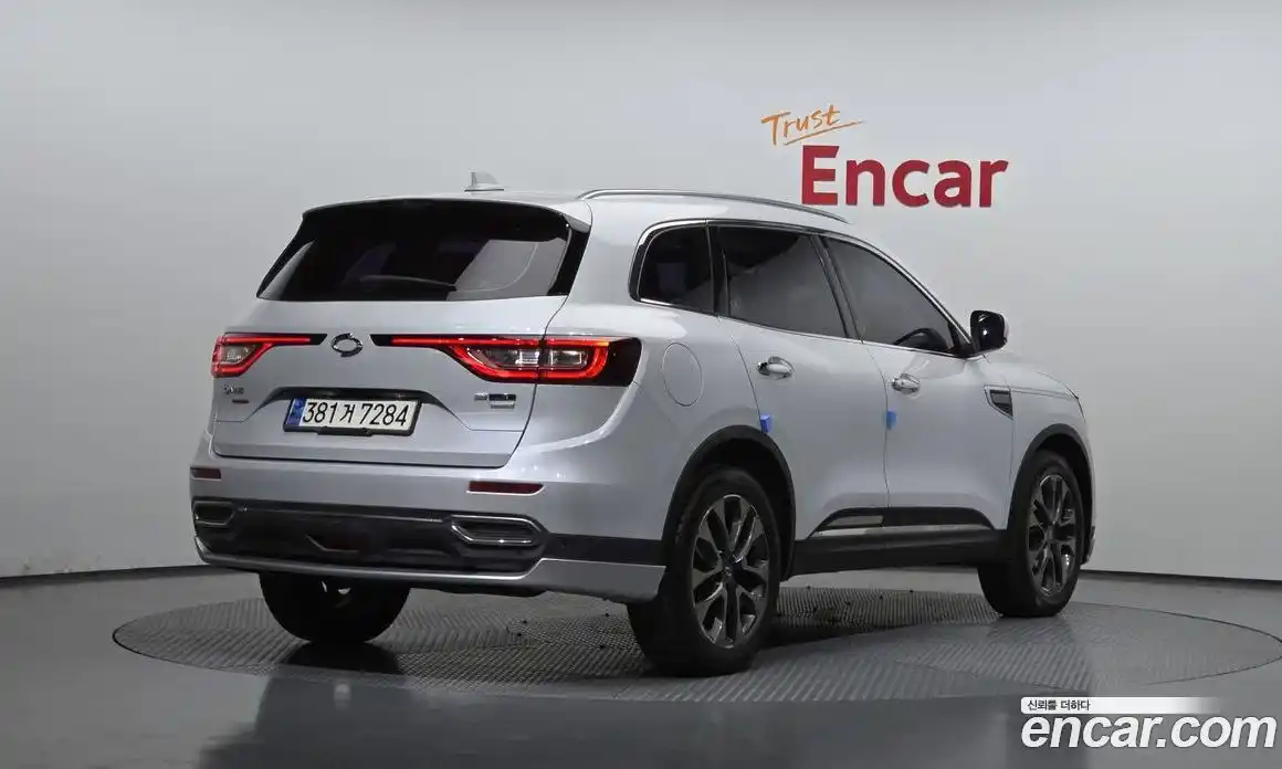 Renault QM6 2017 2.0 Автомат в Москве № 206714, фото 17