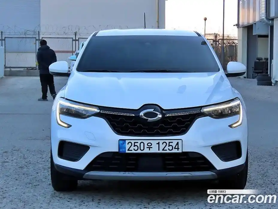 Renault XM3 2023 1.6 Автомат в Москве № 209763, фото 2