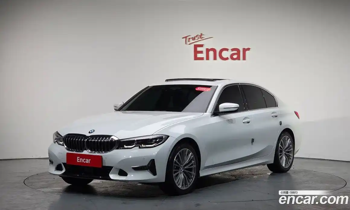 BMW 3-Series 2021 2.0 Автомат в Москве № 210860, фото 1