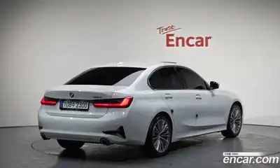 BMW 3-Series 2021 2.0 Автомат в Москве № 210860, миниатюра 2