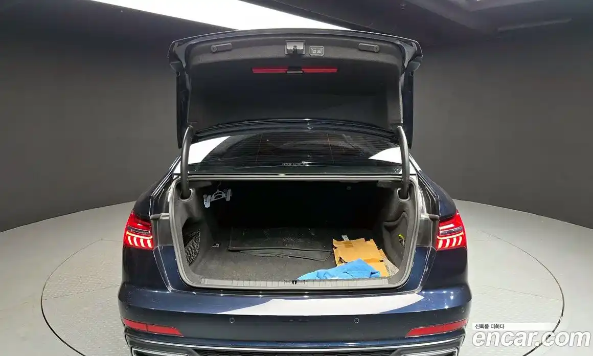 Audi A6 2020 2.0 Автомат в Москве № 212546, фото 12