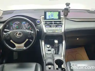 Lexus NX 2017 2.5 Автомат в Москве № 214827, миниатюра 4