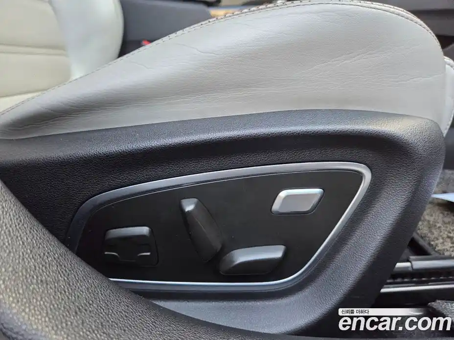 Renault SM6 2016 1.6 Автомат в Москве № 227487, фото 16