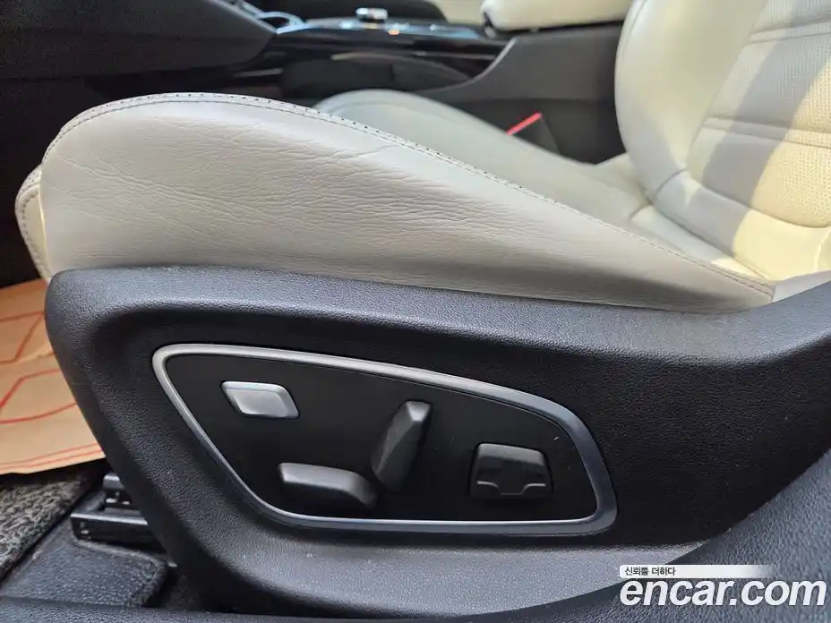 Renault SM6 2016 1.6 Автомат в Москве № 227487, фото 17