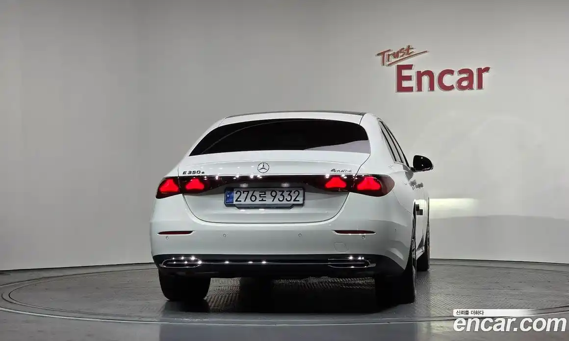 Mercedes-Benz E-Class 2025 2.0 Автомат в Москве № 229366, фото 4