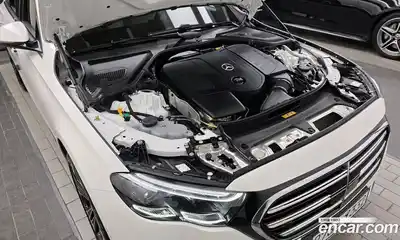 Mercedes-Benz E-Class 2025 2.0 Автомат в Москве № 229366, миниатюра 6