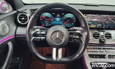 Mercedes-Benz E-Class 2021 2.0 Автомат в Москве № 229583, миниатюра 11