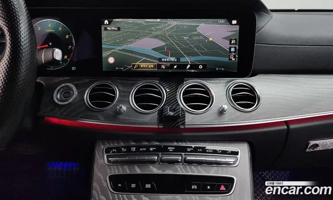 Mercedes-Benz E-Class 2021 2.0 Автомат в Москве № 229583, фото 7