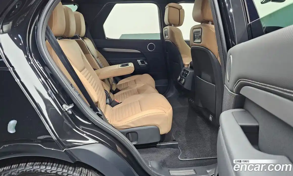 Land Rover Discovery 2024 3.0 Автомат в Москве № 231225, фото 12