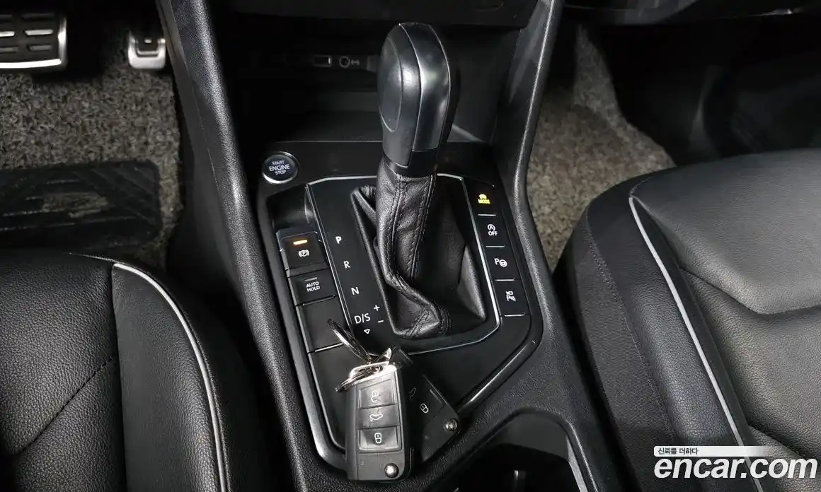 Volkswagen Tiguan 2020 2.0 Автомат в Москве № 232164, фото 9