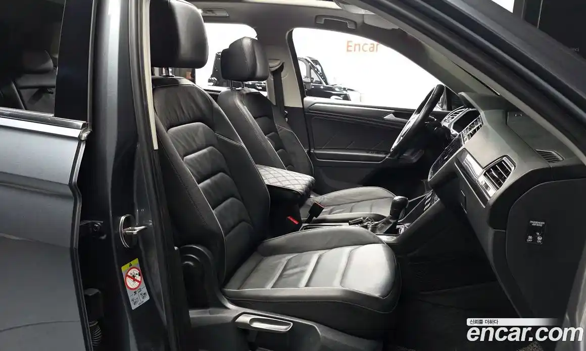 Volkswagen Tiguan 2020 2.0 Автомат в Москве № 232164, фото 10