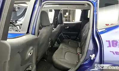 Jeep Renegade 2021 2.4 Автомат в Москве № 232280, миниатюра 11