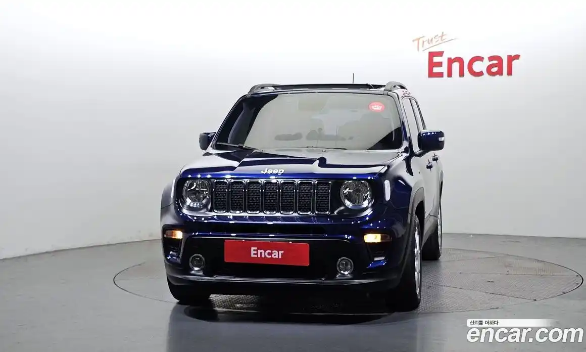 Jeep Renegade 2021 2.4 Автомат в Москве № 232280, фото 3