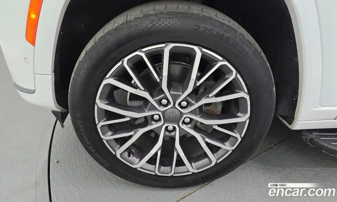 Jeep Cherokee 2021 3.6 Автомат в Москве № 232577, фото 6