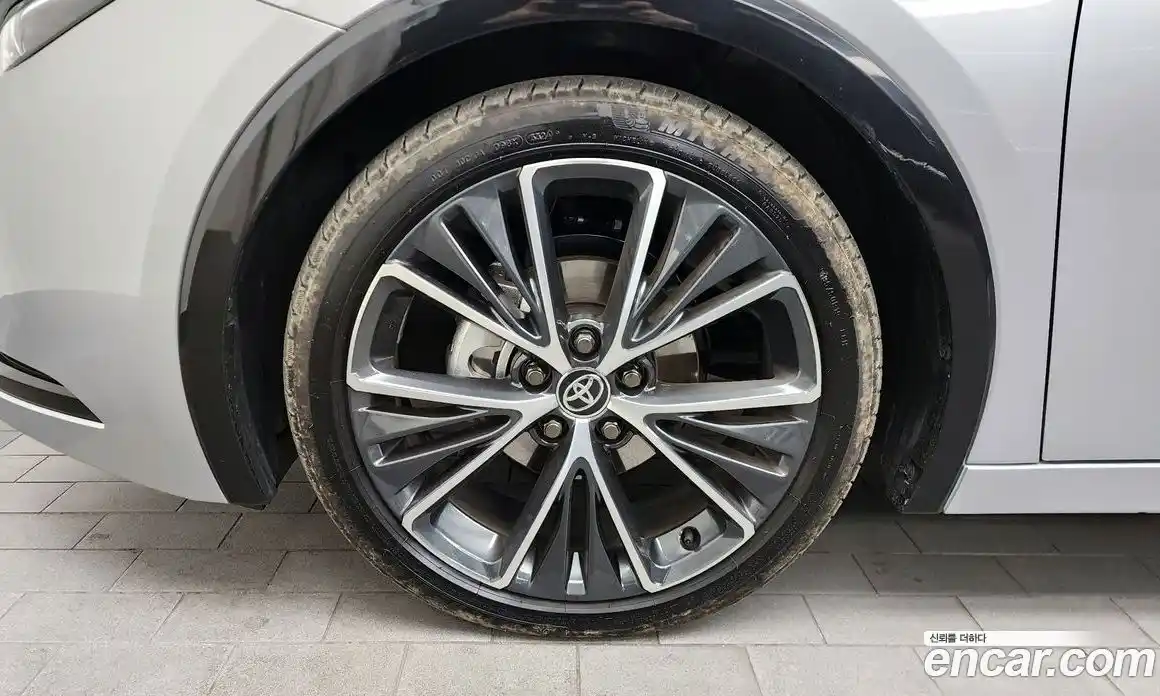 Toyota Prius 2024 2.0 Автомат в Москве № 232816, фото 16