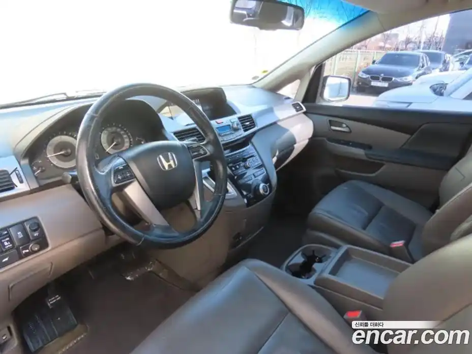 Honda Odyssey 2013 3.5 Автомат в Москве № 232987, фото 15