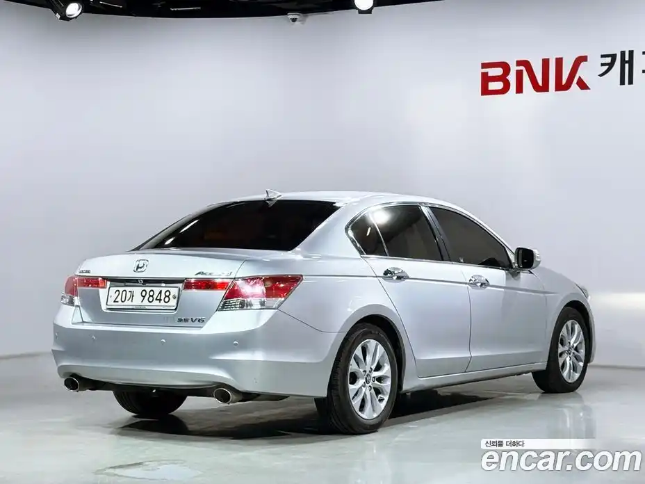 Honda Accord 2009 3.5 Автомат в Москве № 232992, фото 2