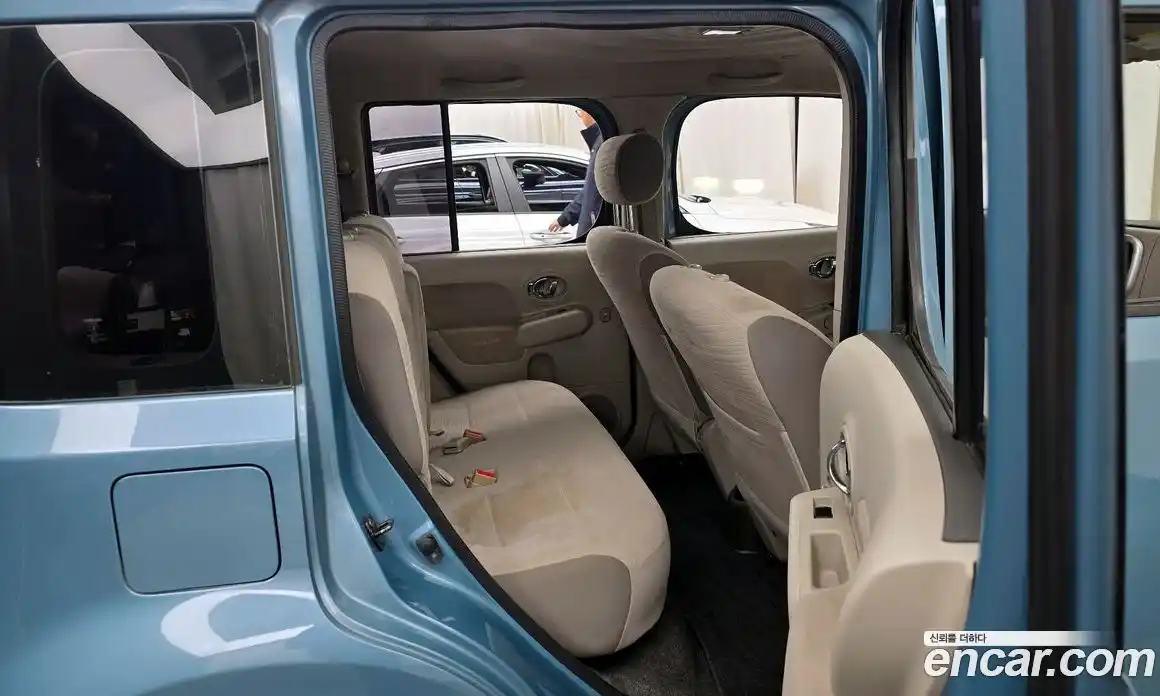 Nissan Cube 2011 1.8 Автомат в Москве № 242906, фото 2