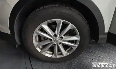 Nissan Qashqai 2016 1.6 Автомат в Москве № 244437, миниатюра 5