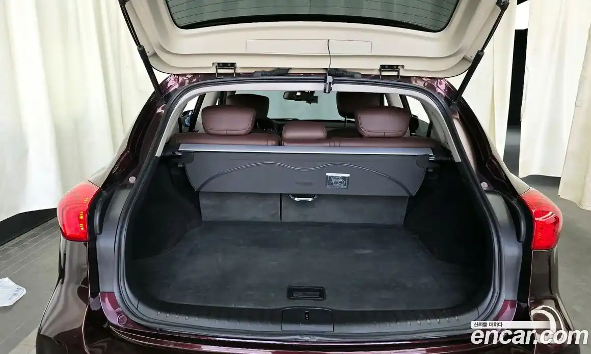 Infiniti QX50 2017 3.7 Автомат в Москве № 244833, фото 13