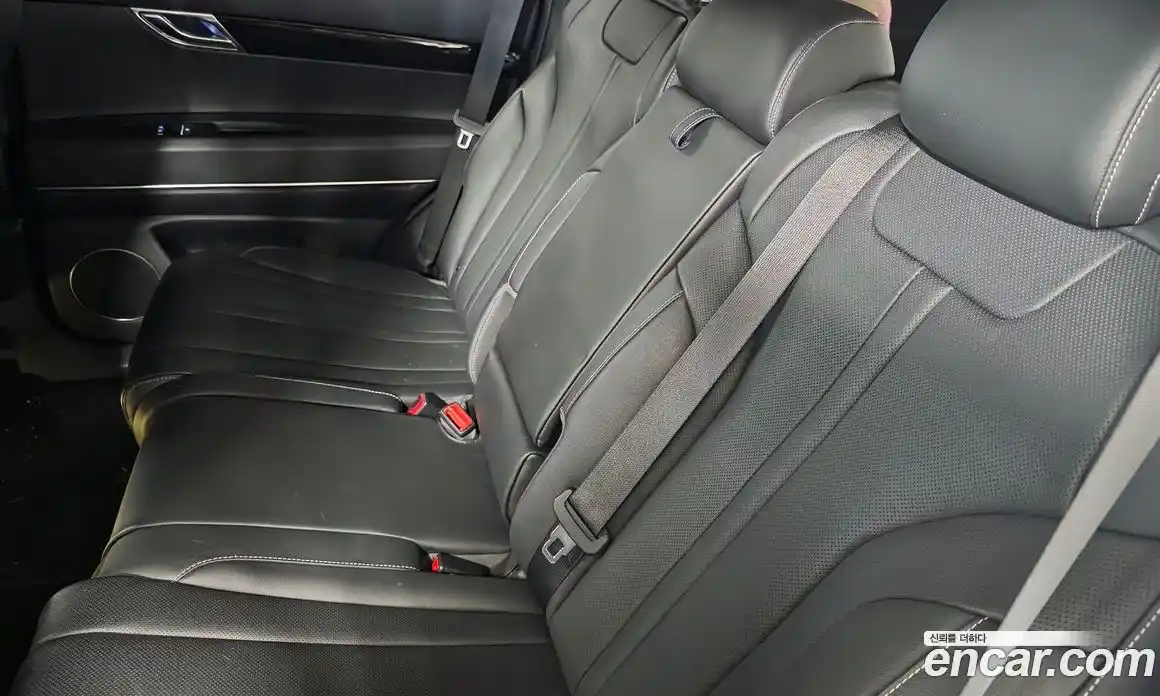 Genesis GV80 2023 3.0 Автомат в Москве № 24552, фото 18