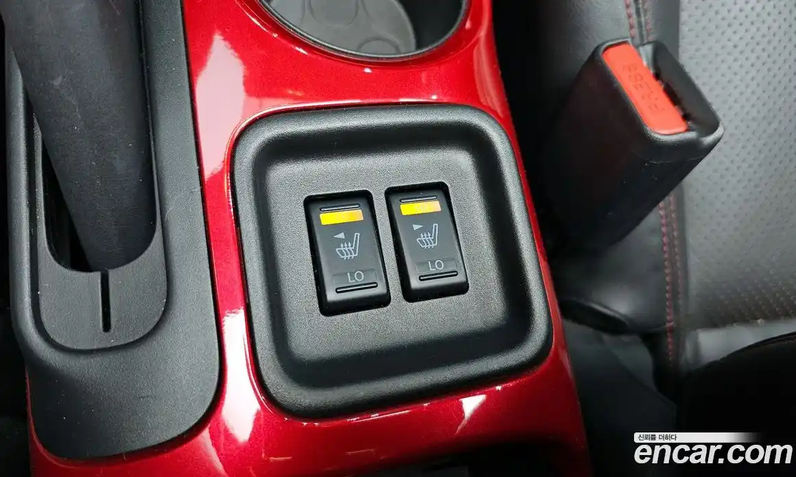 Nissan Juke 2016 1.6 Автомат в Москве № 248719, фото 13