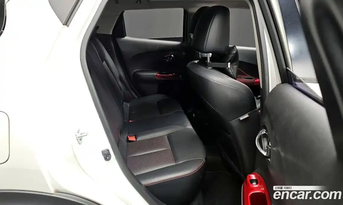 Nissan Juke 2016 1.6 Автомат в Москве № 248719, фото 15