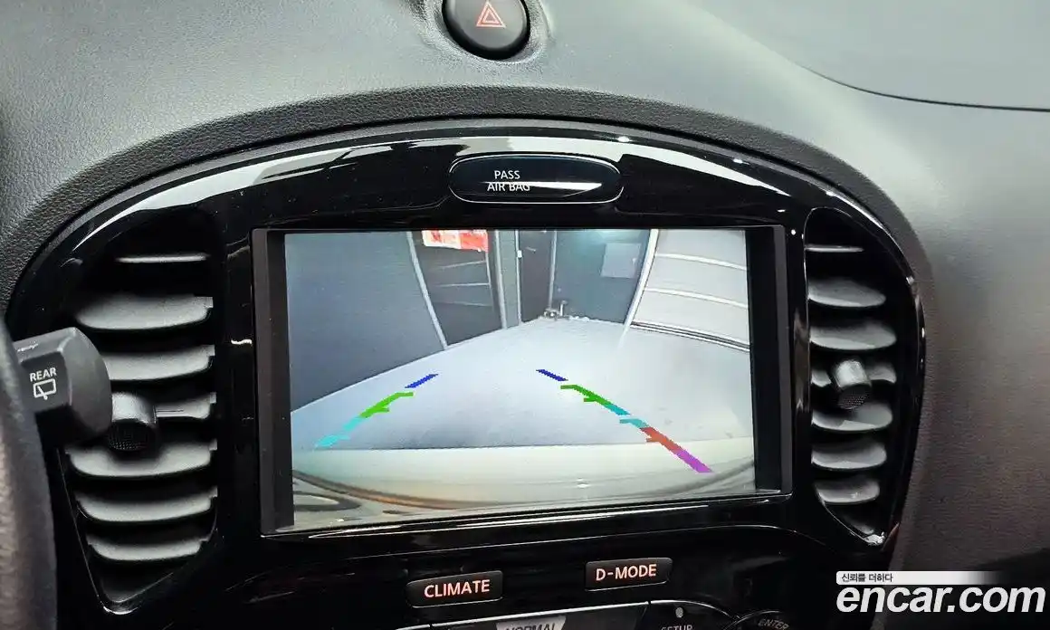 Nissan Juke 2016 1.6 Автомат в Москве № 248719, фото 9