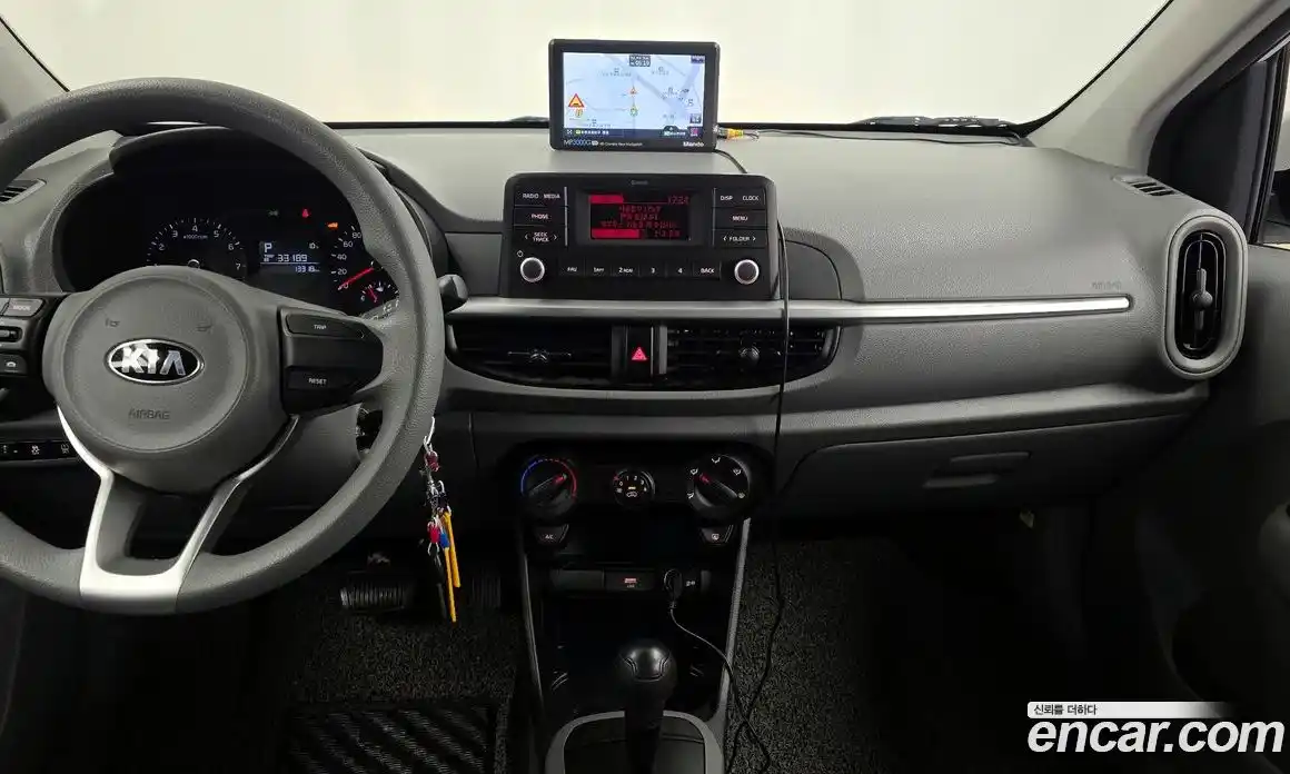 Kia Morning 2021 1.0 Автомат в Москве № 268473, фото 18