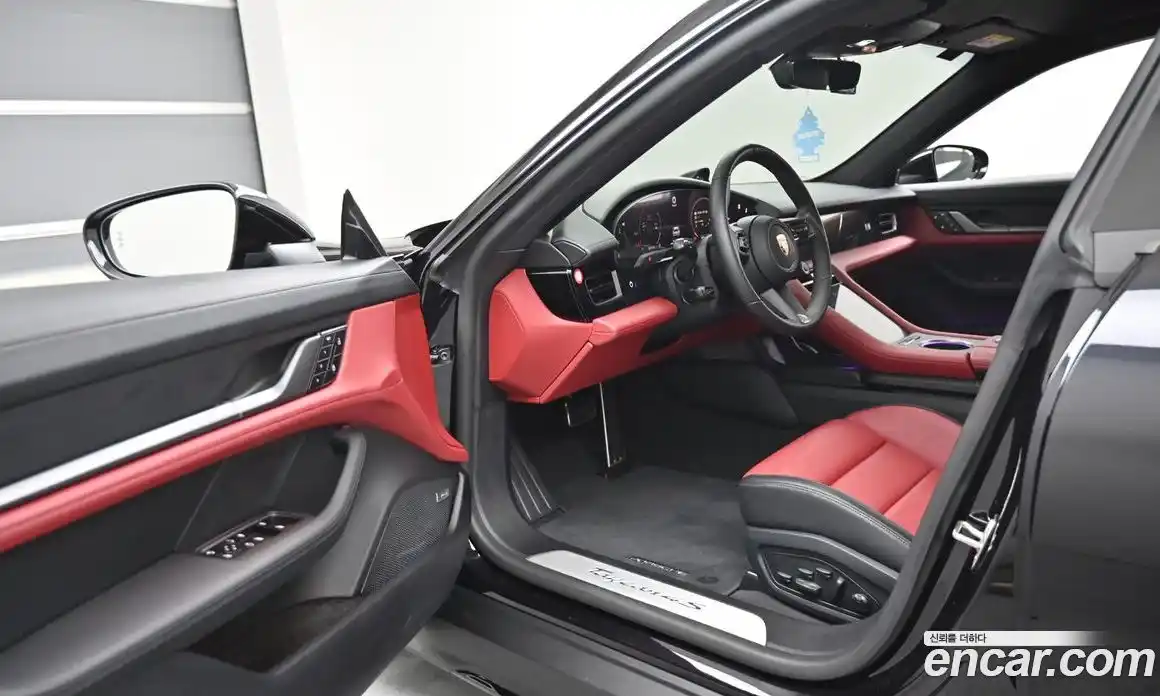 Porsche Taycan 2025 0.1 Автомат в Москве № 270833, фото 6