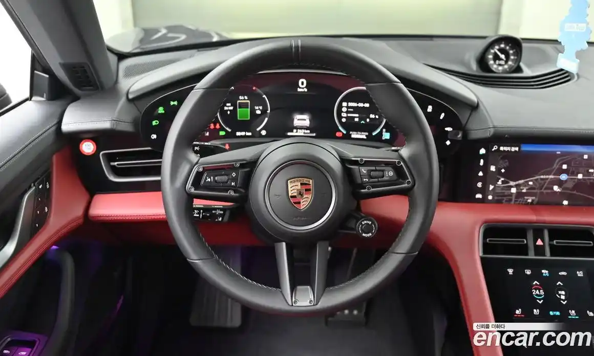 Porsche Taycan 2025 0.1 Автомат в Москве № 270833, фото 8