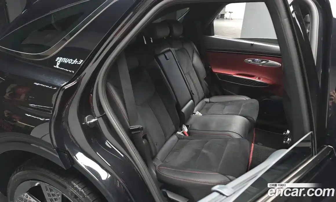 Genesis GV70 2021 2.5 Автомат в Москве № 27087, фото 20