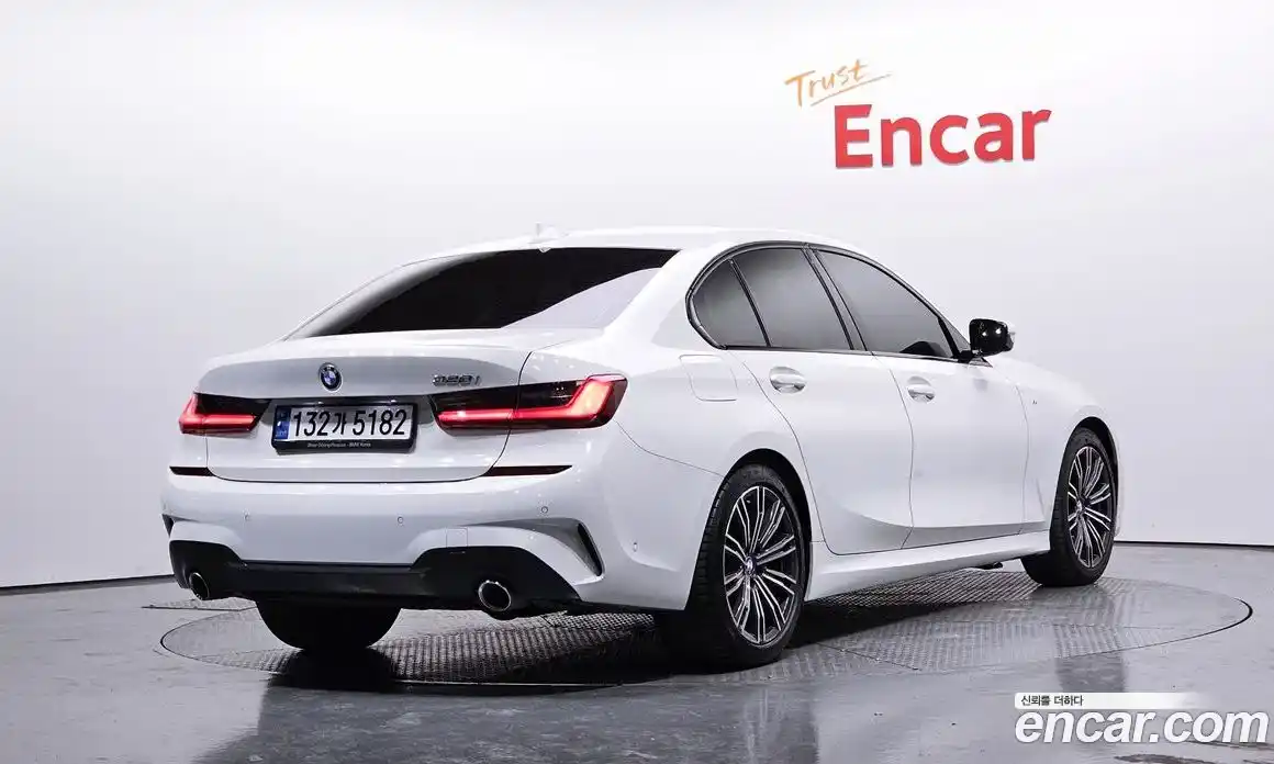 BMW 3-Series 2022 2.0 Автомат в Москве № 281171, фото 14