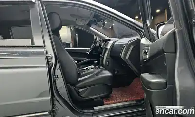 SsangYong Korando 2017 2.2 Автомат в Москве № 28928, миниатюра 11