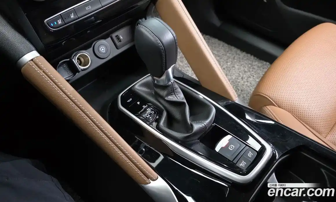 Renault QM6 2024 2.0 Автомат в Москве № 298742, фото 1