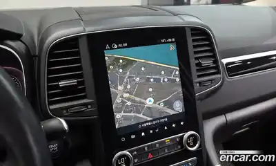 Renault QM6 2024 2.0 Автомат в Москве № 298742, миниатюра 8