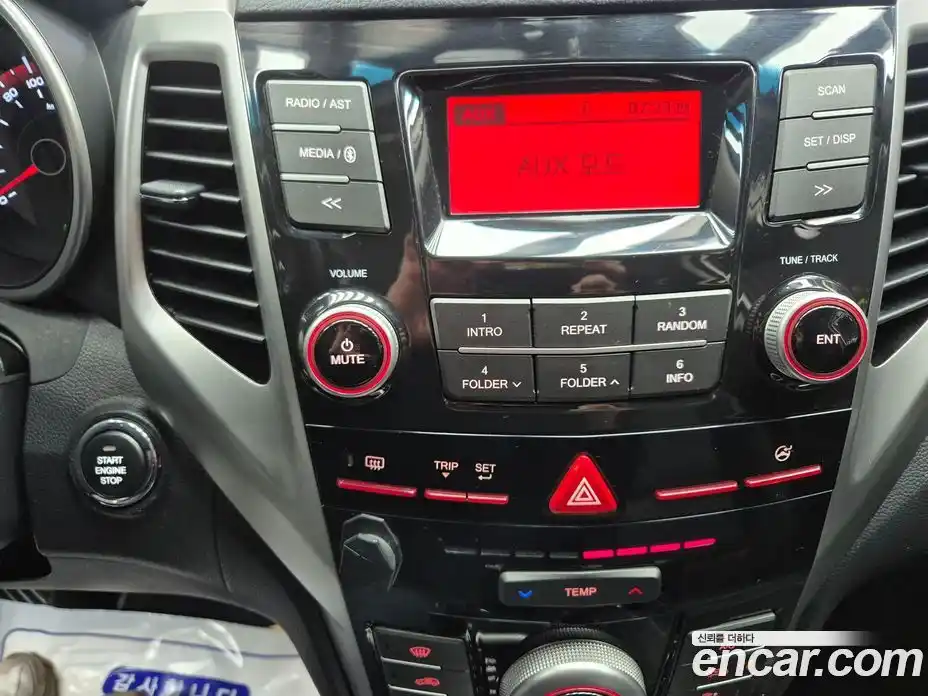 SsangYong TIBOLI 2016 1.6 Автомат в Москве № 29956, фото 15