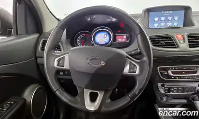 Renault SM3 2015 1.6 Автомат в Москве № 316262, миниатюра 2