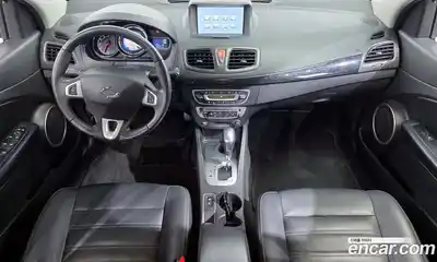 Renault SM3 2015 1.6 Автомат в Москве № 316262, миниатюра 10