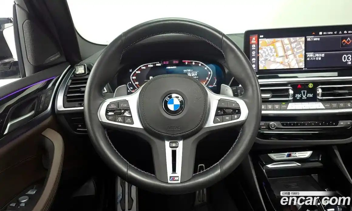 BMW X3 2023 3.0 Автомат в Москве № 318203, фото 17