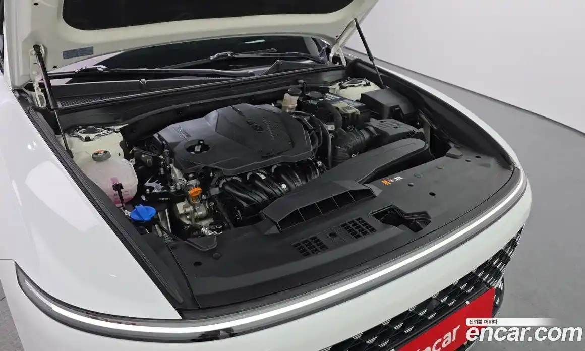 Hyundai Grandeur 2023 2.5 Автомат в Москве № 357364, фото 6